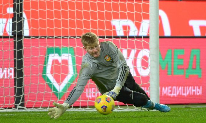 В Москве стартует матч «Локомотив - Арсенал»