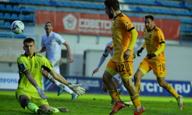 Тульский "Арсенал" в Брянске разгромил "Динамо" со счетом 6:1