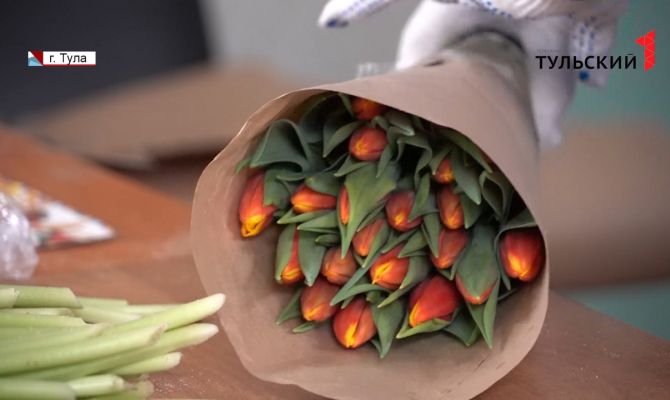 Во сколько тулякам обойдутся тюльпаны к 8 марта