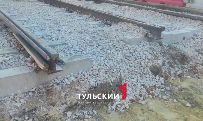 Рабочие показали в разрезе новые трамвайные пути на улице Советской в Туле
