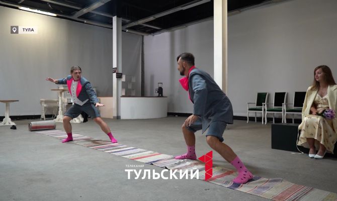 На фестивале "Театральный дворик" тулякам покажут дуэль Онегина и Ленского на ботинках