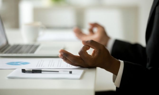 Ученые рассказали россиянам, к чему может привести стресс на работе и недосып