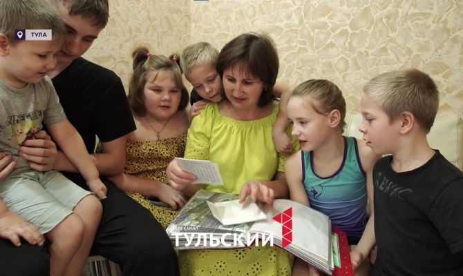 Накануне Дня матери в Тульской области наградили выдающихся мам