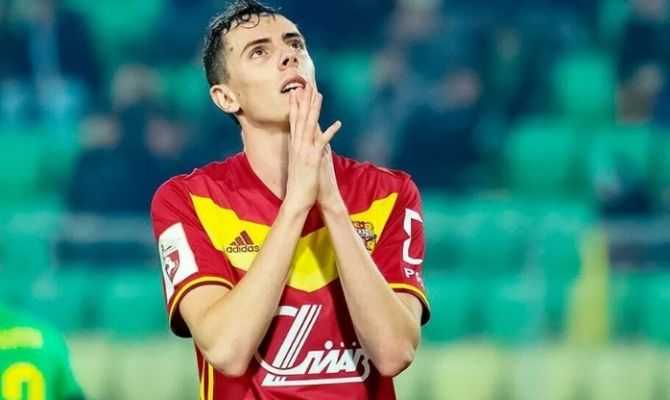 Экс-игрок «Арсенала» закрыл ресторан в Туле