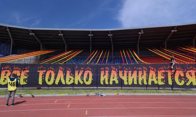 «Арсенал» и чемпион страны «Локомотив» вышли на тульский стадион