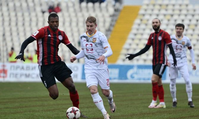 Перерыв в матче "Амкар" - "Арсенал". Счёт 1:0