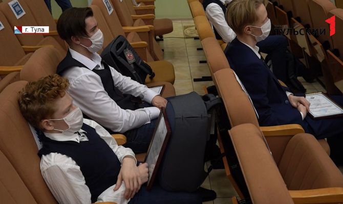 В Туле наградили победителей физико-математической олимпиады