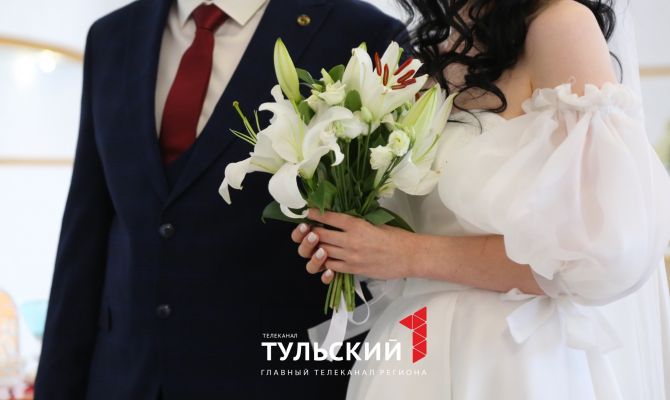 Туляки могут получить подарок за семейную летопись