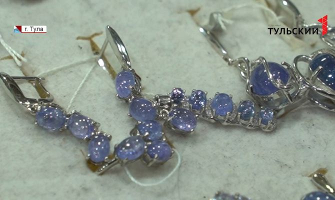 «Блеск самоцветов»: туляков приглашают на выставку-продажу изделий из камня