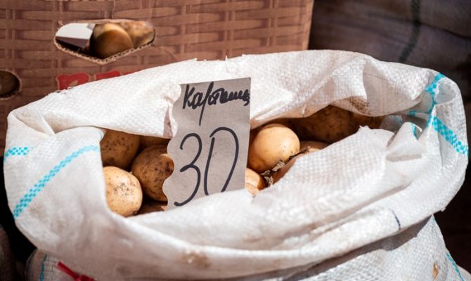 2 жителя Воловского района за ночь наворовали 70 мешков картошки и попались инспекторам ДПС