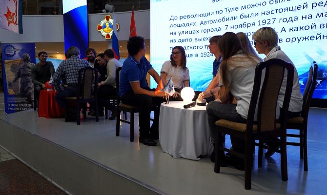 В тульском Музее оружия прошла интеллектуальная игра команд КБП «Знай Наше»