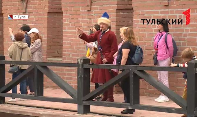Первые туристы посетили Тулу по маршруту «Усадебное кольцо»