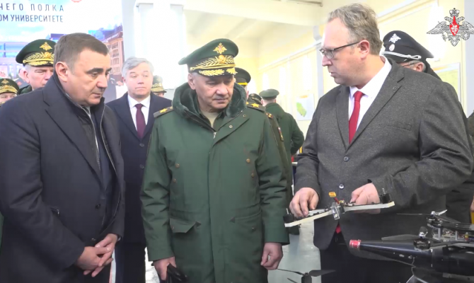 Министр обороны РФ посетил военный учебный центр тульского вуза