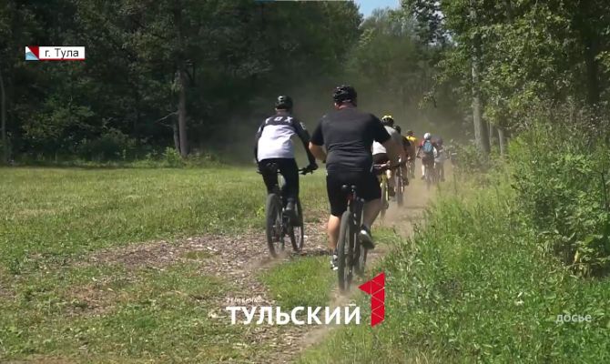 Лучшие велосипедисты-экстремалы России прокатились по тульскому бездорожью