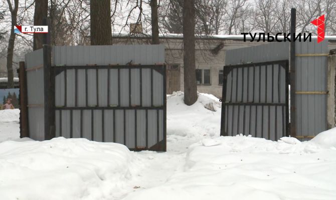 В Тульской области из-за объединения лагерей «Октава» и «Керамик» местные не могут пройти к лесу