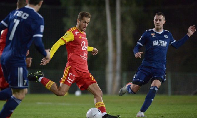 Тульский "Арсенал" сыграл в нулевую ничью с "Бачка Топола"