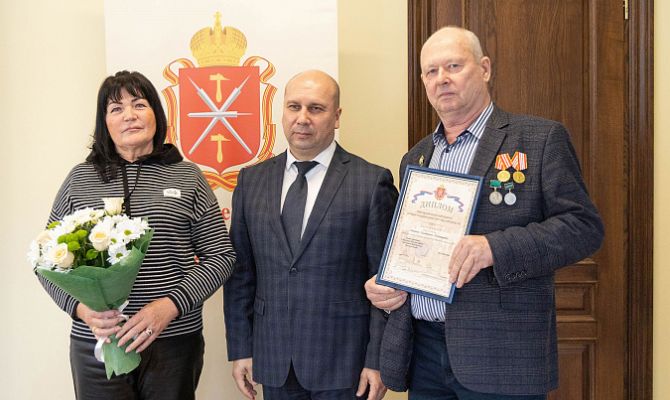 В Туле наградили лучшие трудовые династии области