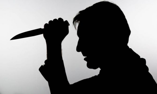 Под Тулой мигрант чуть не зарезал прохожего из-за столкновения плечами