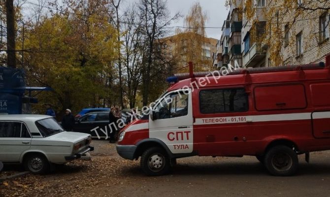 Туляки заметили множество пожарных машин на улице Фрунзе