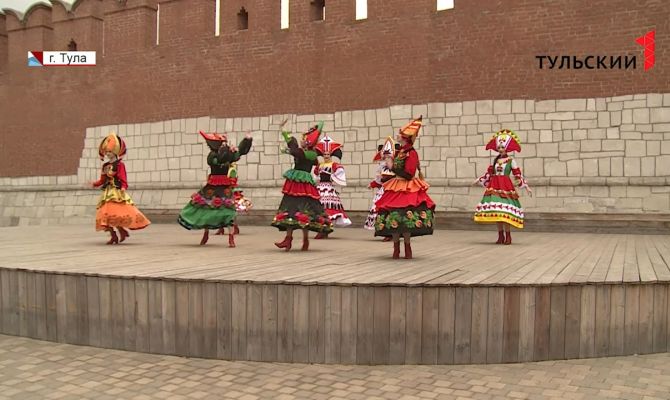 Чем юные тулячки удивили известного модельера Вячеслава Зайцева