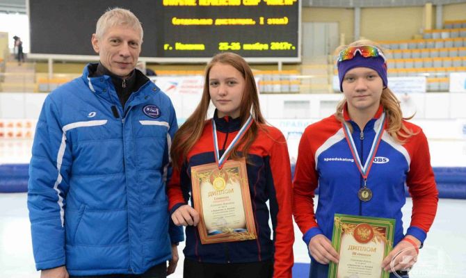 Тульские конькобежцы завоевали комплект медалей на первенстве Коломны