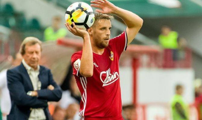 К тульскому "Арсеналу"на сборах присоединился защитник Камбаров