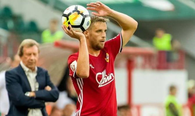 Комбаров не сыграет за "Арсенал" в матче против ЦСКА