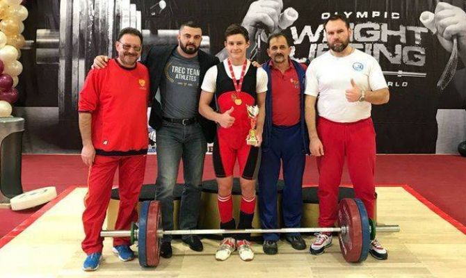 Тульский спортсмен установил три рекорда во всероссийском турнире