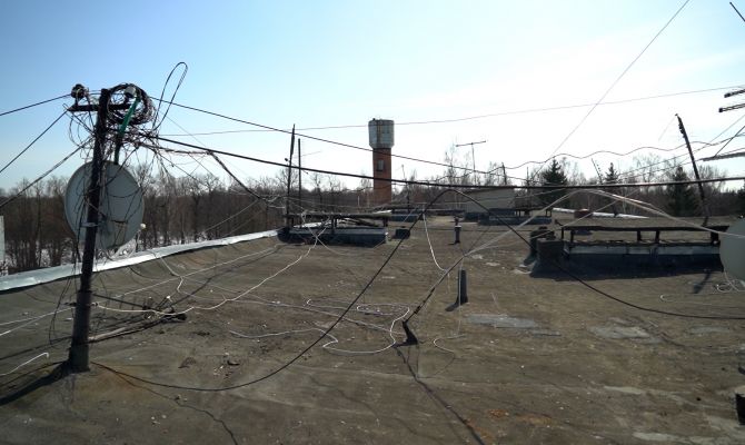 В тульском селе Слободка крыша пятиэтажки не выдержала первую серьезную оттепель