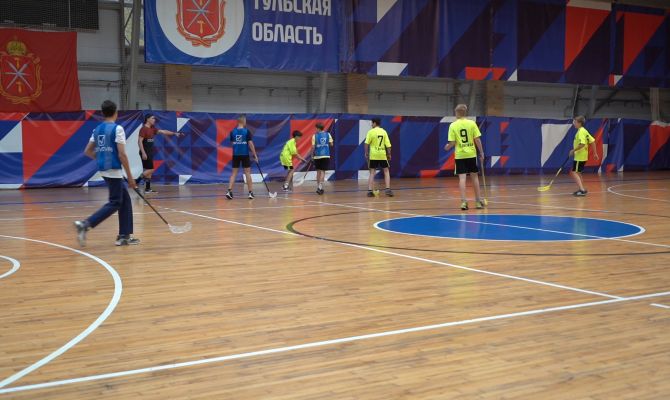 Флорбол в Туле: первый региональный кубок собрал 80 команд