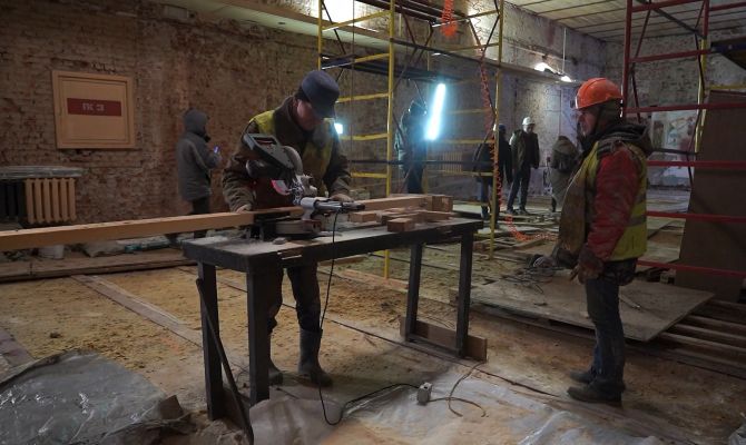 От бетонных инъекций до перекрытий из рельсов: как ремонтируют здание Кукольного театра в Туле