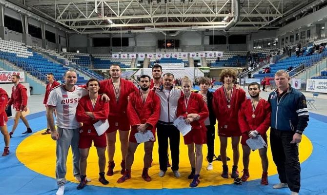 Туляки привезли медали с чемпионата и первенства Центральной России по самбо