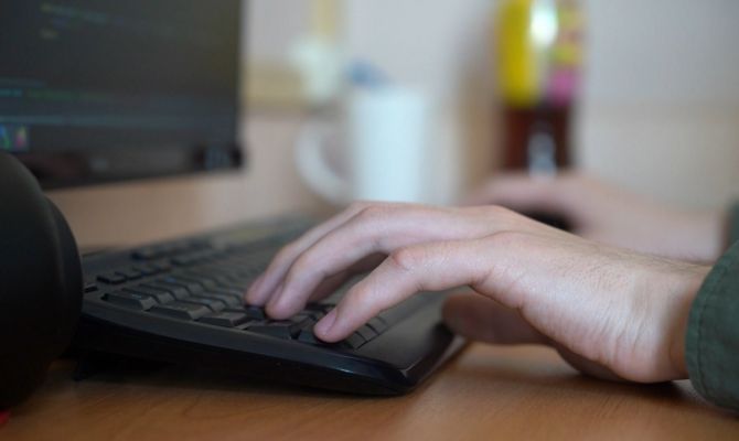 Туляки рассказали о нежелании работать с родственниками