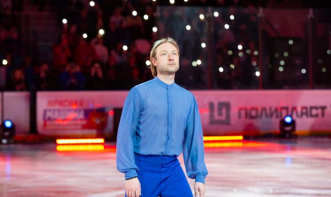 Плющенко - о шоу в Туле: 15 минут зал стоял