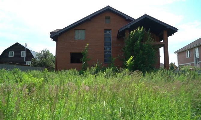 Тульская семья стала жертвой махинаций с землей: они могут лишиться дома почти за 10 млн рублей