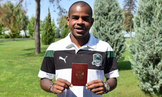 СМИ: Жоаузинью может перейти в тульский "Арсенал" по контракту "1+1"