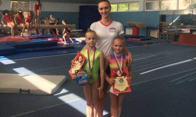 Тульские гимнастки завоевали два призовых места на соревнованиях в Сочи