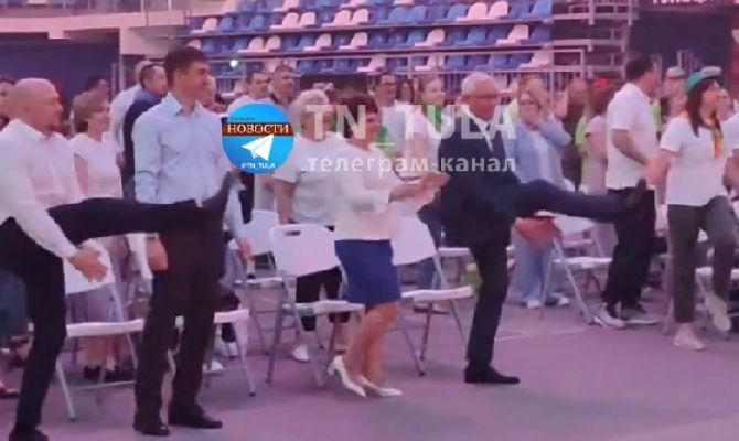 Тульские министры приняли участие в массовой зарядке