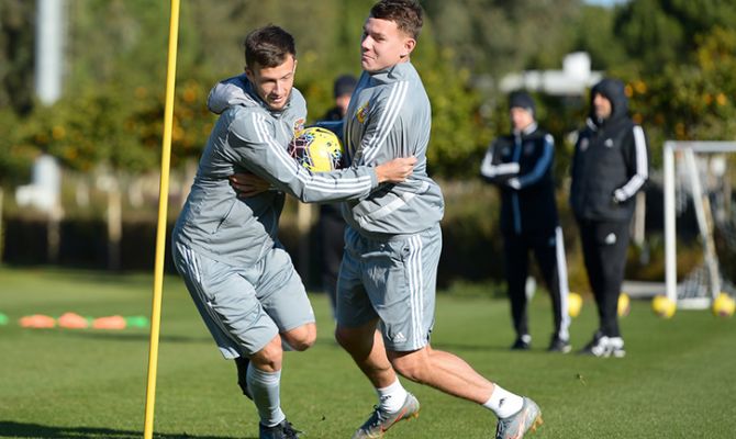 Почему «Арсенал» сегодня обнимался