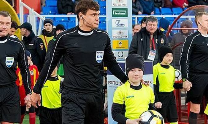 ЦСКА - "Арсенал": матч начался с гола "армейцев"