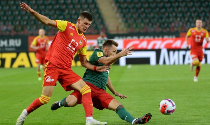 Тульский "Арсенал" начал сезон с обидного проигрыша "Локомотиву"