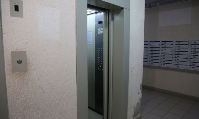 Стало известно, сколько лифтов в Тульской области отработали свой срок