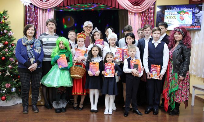 Дети из школы-интерната в Чернском районе приняли участие в кондитерском мастер-классе