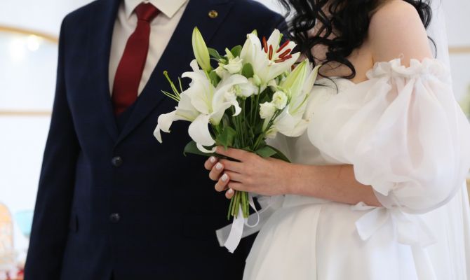 Стал известен средний возраст женихов и невест в Тульской области