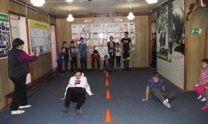 Юные ефремовцы учились крепко стоять на ногах