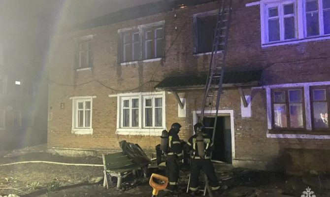 За сутки тульские спасатели потушили восемь пожаров