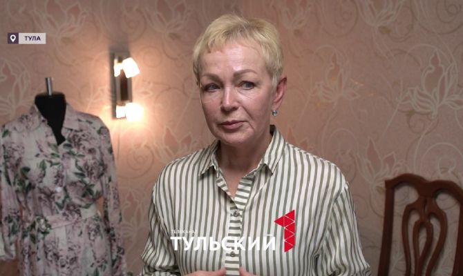 Тулячка в 70 лет встала в позу «Полумесяца» из йоги