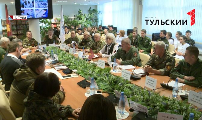 Тульские поисковые отряды рассказали Алексею Дюмину о проделанной работе