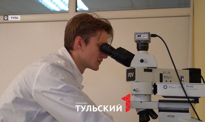 Ученый из Тулы выиграл полмиллиона рублей за изобретение катализатора