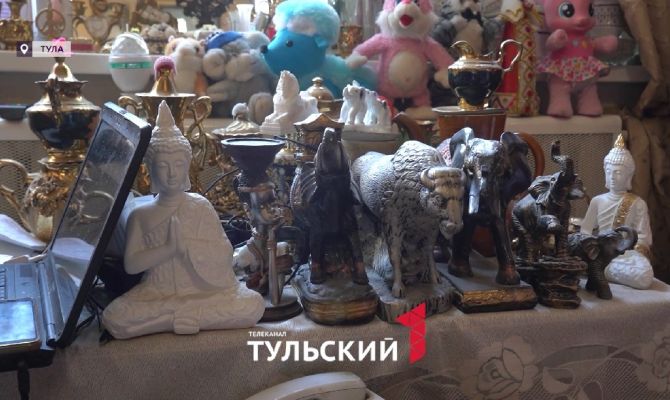 Тульский пенсионер превратил свою квартиру в музей экзотических предметов